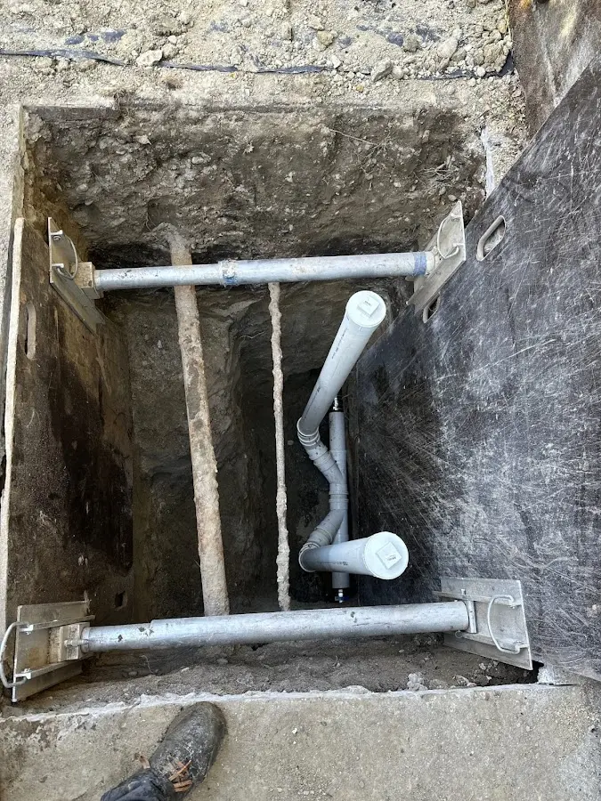 Experienced plumber completing Gas Line Repair work in Chalmette